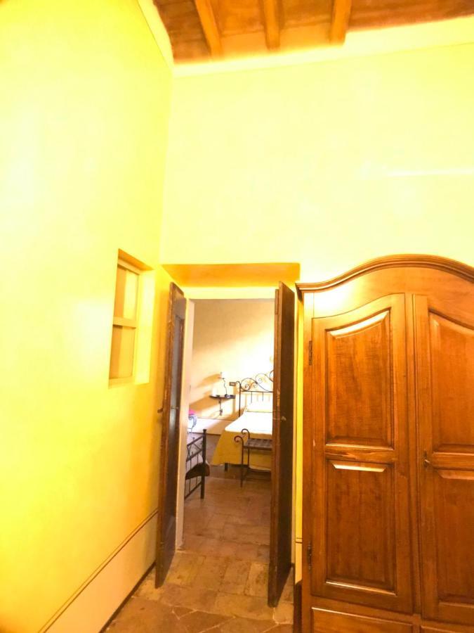 Camere Della Vecchia Posta Trevi Exterior foto