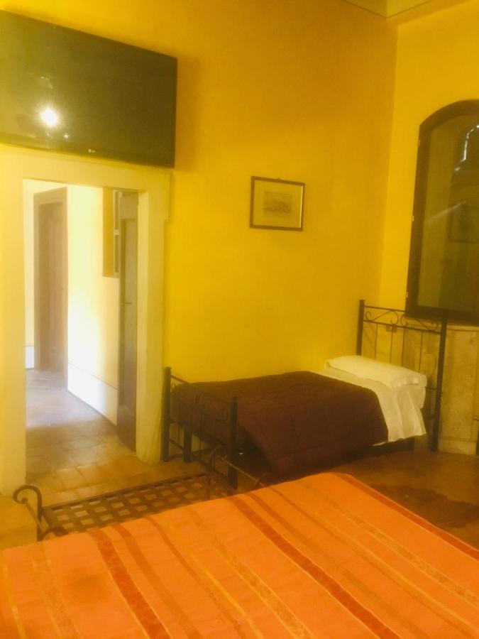 Camere Della Vecchia Posta Trevi Exterior foto